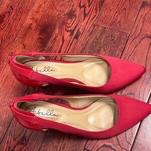Abella Women's Red Pointed Toe Shoes